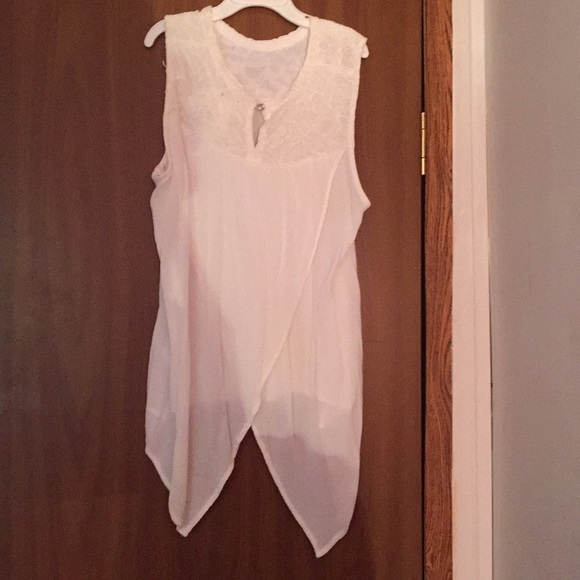 Shirt from H&M - Picture 2 of 2